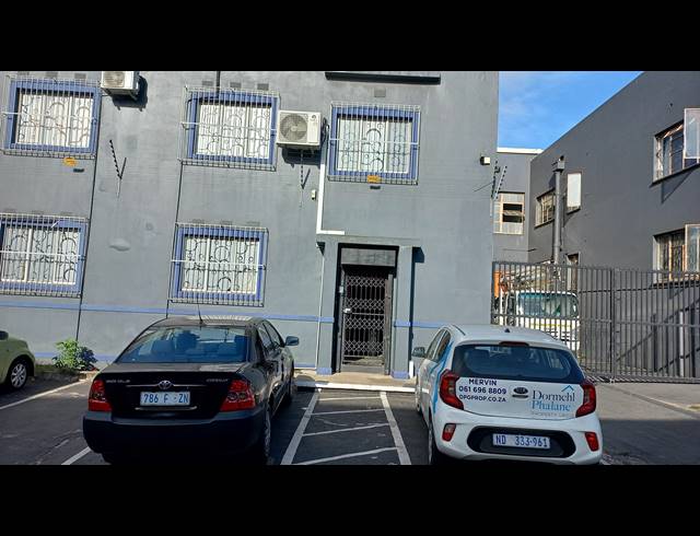 180M² BUSINESS TO LET IN UMBILO